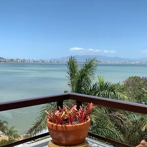 suites-com-vista-panoramica-de-florianopolis.santa-catarina-brasil.com/