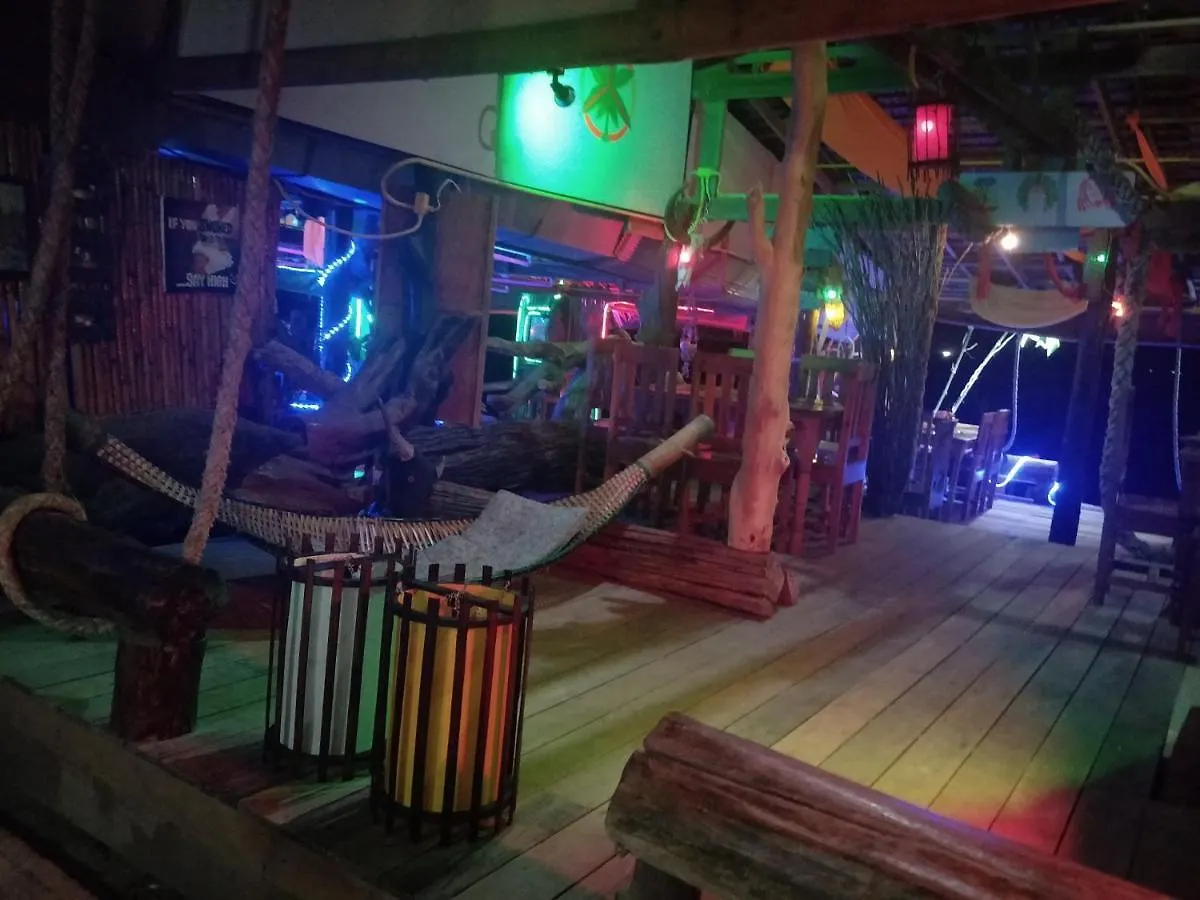 Maison d'hôtes Lanta Fa Rung Beach Resort Ko Lanta